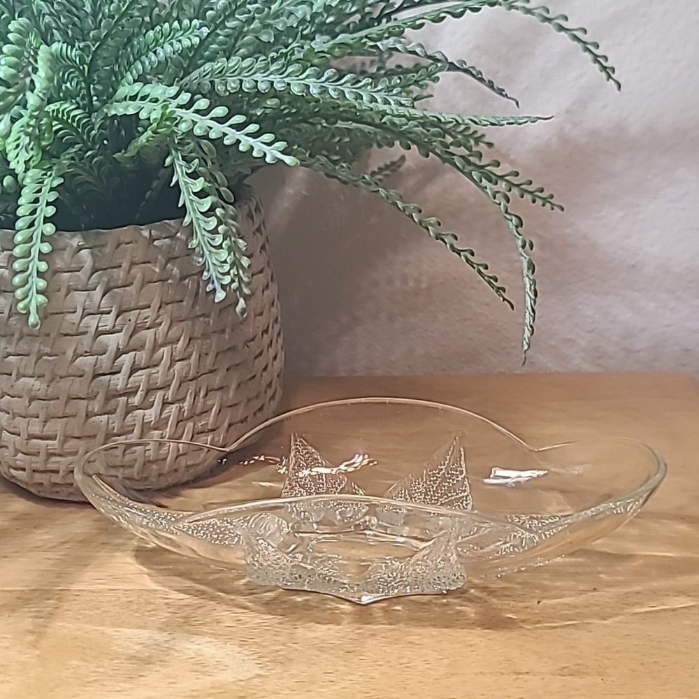 Vintage Anchor Hocking oblong Renaissance dish